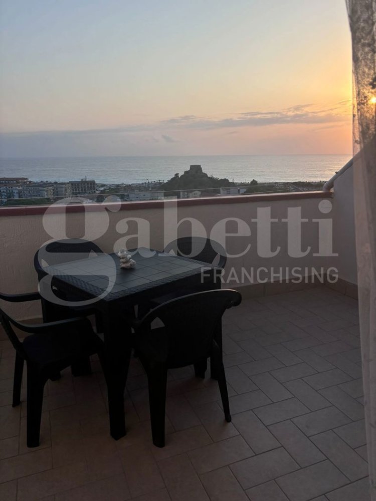 2 Schlafzimmer Wohnung in Scalea, Italy, Nr. 312344