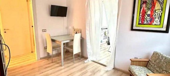 2 rooms Apartment in Foggia, Italy No. 112361 8
