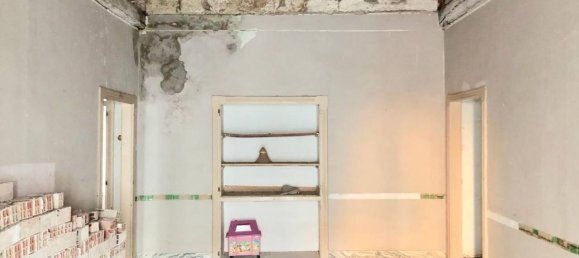 5-salle Appartement à Bitonto, Italy No. 28497 11