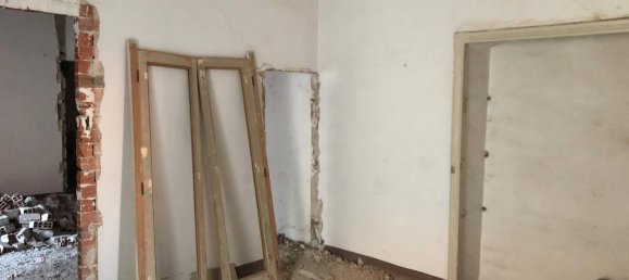 5-salle Appartement à Bitonto, Italy No. 28497 3