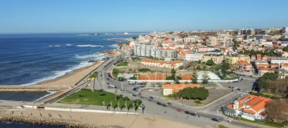 3 bedrooms House in Porto, Portugal No. 104473 27