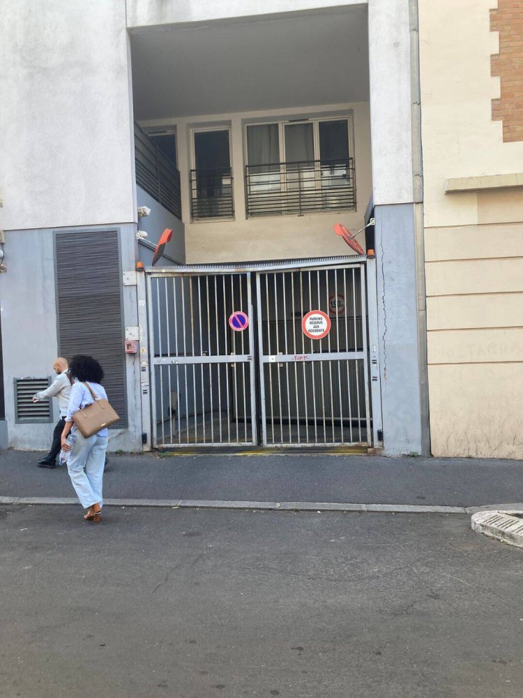 Estacionamento em Montreuil, France 15 m² N.º 326869