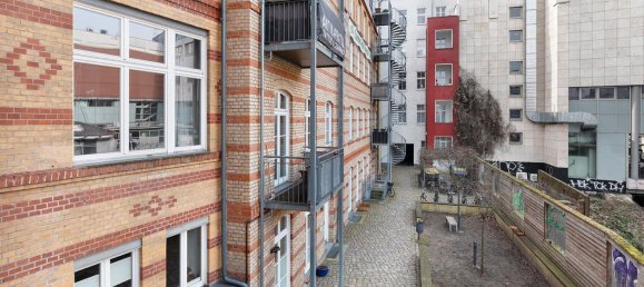 Квартира с 2 спальнями в Пренцлауэр-Берг, Германия № 108289 16