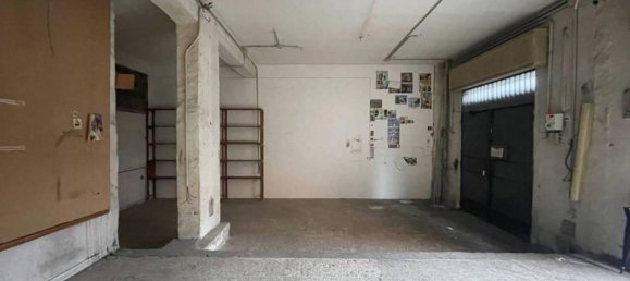 1 room Commercial property in San Giorgio a Cremano, Italy No. 24730 5