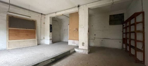 1 room Commercial property in San Giorgio a Cremano, Italy No. 24730 10