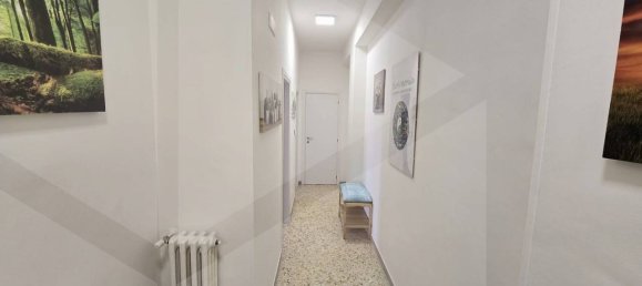 3 rooms Apartment in Molfetta, Italy No. 94162 3