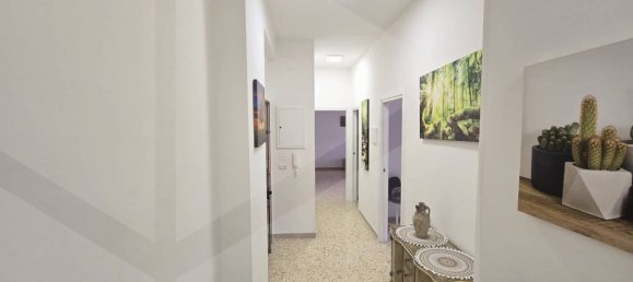 3 rooms Apartment in Molfetta, Italy No. 94162 6