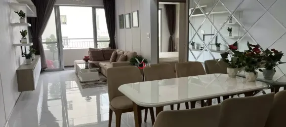 3 bedrooms Apartment in District 7, Vietnam No. 10093 3