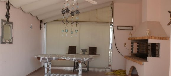 9 chambres villa à vendre à Loutraki, Loutraki-Perachora-Agioi Theodoroi, Corinthia, Peloponnese, Peloponnese, Western Greece and the Ionian, Greece № 1298 3