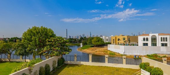 Вилла с 4 спальнями в Jumeirah Park, ОАЭ № 18925 22