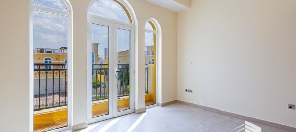 Вилла с 4 спальнями в Jumeirah Park, ОАЭ № 18925 2