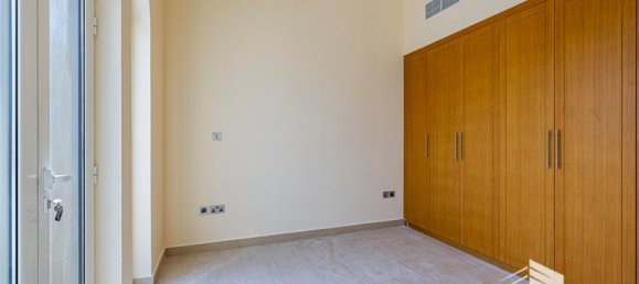 Вилла с 4 спальнями в Jumeirah Park, ОАЭ № 18925 14