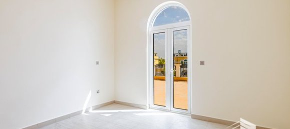 Вилла с 4 спальнями в Jumeirah Park, ОАЭ № 18925 10