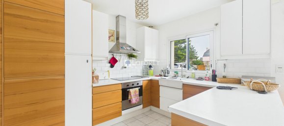 3 bedrooms House in Guilvinec, France No. 359031 6