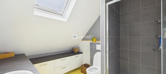 3 bedrooms House in Guilvinec, France No. 359031 11