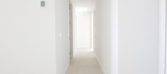 Apartamento de 3 dormitorios en Mijas, Spain No. 43398 20