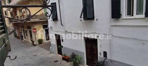 4 bedrooms Apartment in Sarzana, Italy No. 90995 6