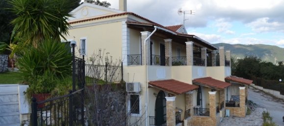 2 dormitorios villa en venta en Corfu, Central Corfu and Diapontian Islands, Corfu, Ionian Islands, Peloponnese, Western Greece and the Ionian, Greece № 8203 10