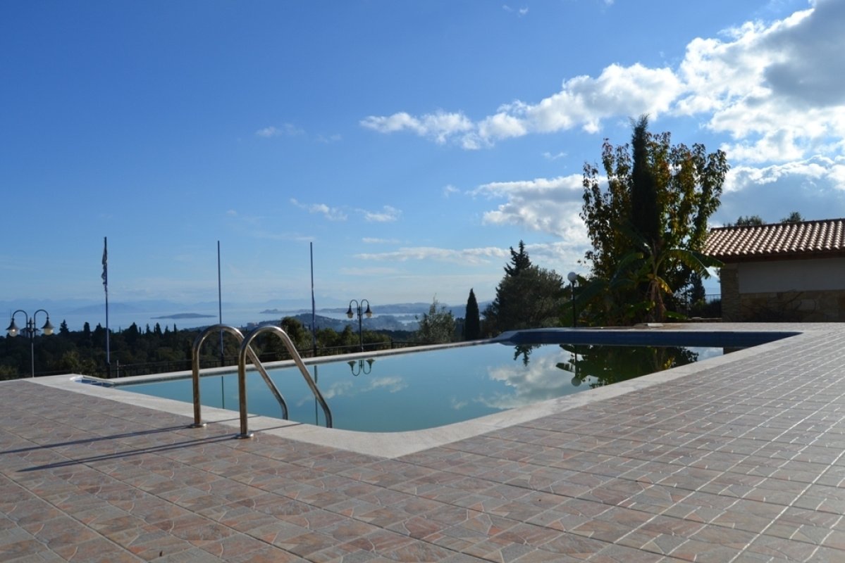 2 bedrooms Villa in Corfu, Greece No. 8203