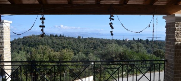 2 dormitorios villa en venta en Corfu, Central Corfu and Diapontian Islands, Corfu, Ionian Islands, Peloponnese, Western Greece and the Ionian, Greece № 8203 4