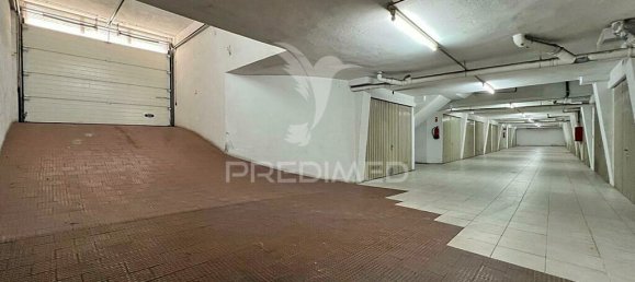 14m² Garage in Setubal, Portugal No. 78433 4