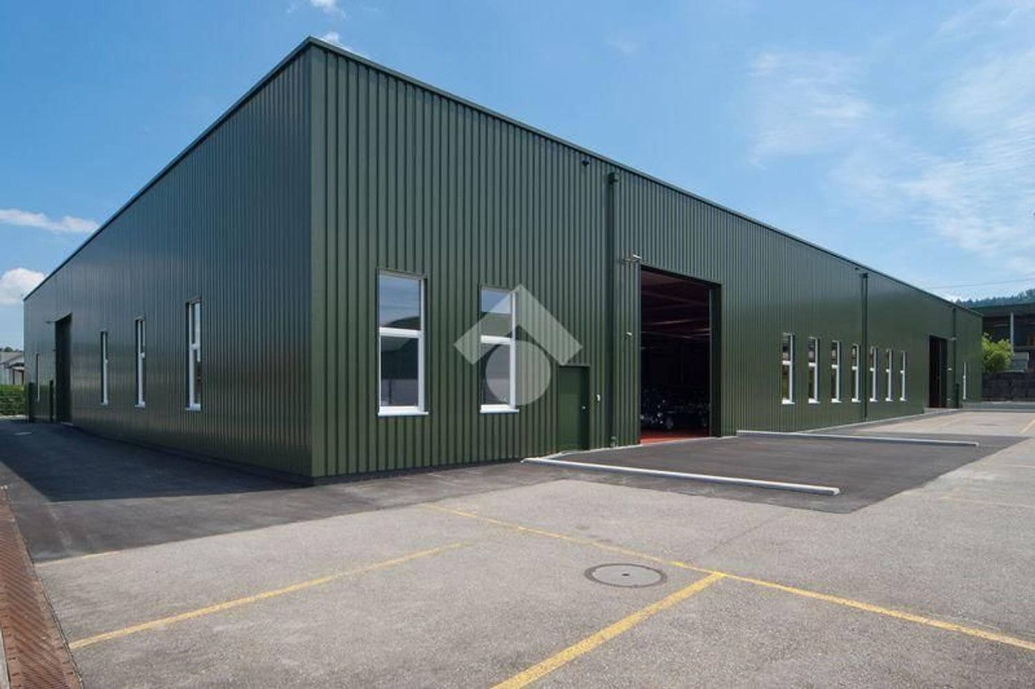 Lagerhaus in Pozzolengo, Italy 9012m², Nr. 335641