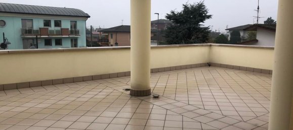 3 rooms Penthouse in Oppeano, Italy No. 172755 4