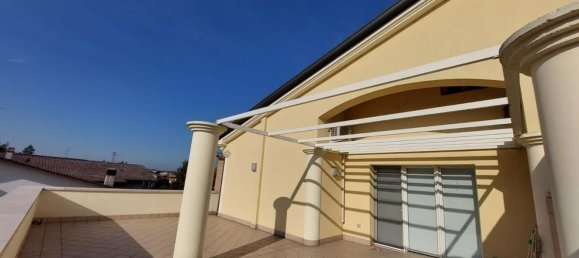 3 rooms Penthouse in Oppeano, Italy No. 172755 2