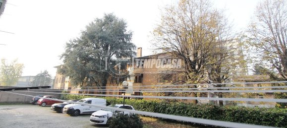 4 rooms Apartment in Cologno Monzese, Italy No. 268880 11