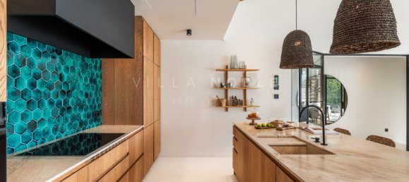 5 Schlafzimmer Villa in Marbella, Spain, Nr. 105779 19