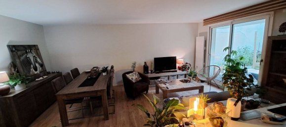 2 bedrooms Apartment in Montreuil, France No. 328034 22