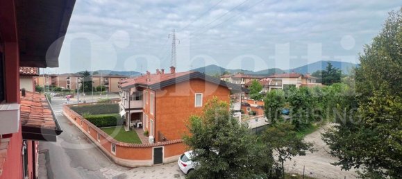 2-salle Appartement à Bovezzo, Italy No. 176866 9