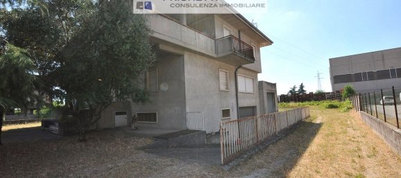 Entrepôt à Bussolengo, Italy 414m² No. 322345 8