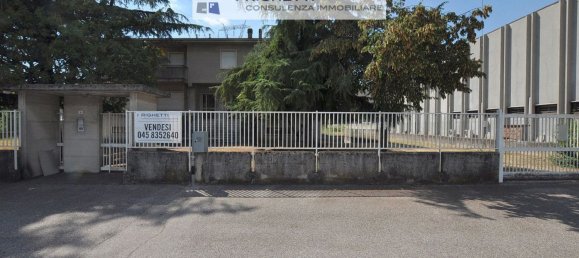 Entrepôt à Bussolengo, Italy 414m² No. 322345 2