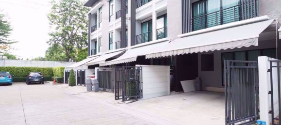 Casa T3 em Wang Thonglang, Thailand N.º 11234 12