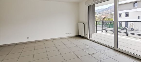 Apartamento de 3 dormitorios en Perrignier, France No. 269782 5