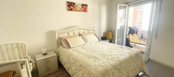 3-salle Appartement à Rome, Italy No. 33317 10