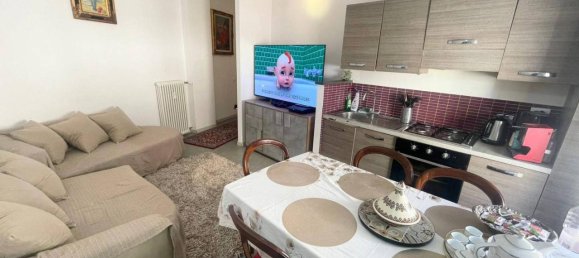 3-salle Appartement à Rome, Italy No. 33317 9