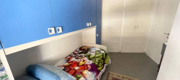 3-salle Appartement à Rome, Italy No. 33317 16