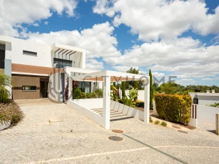 Apartamento de 2 dormitorios en Silves, Portugal No. 126844