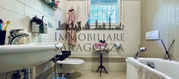 Apartamento de 2 dormitorios en Bologna, Italy No. 267323 24