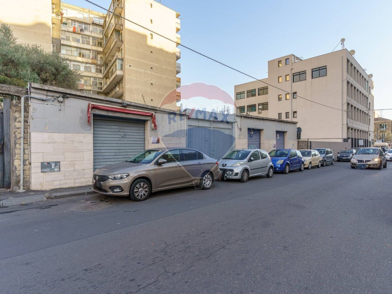 2-Zimmer Gewerbliche Immobilie in Catania, Italy, Nr. 52989