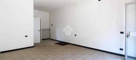 5-Zimmer Gewerbliche Immobilie in Ponte San Pietro, Italy, Nr. 231325 7