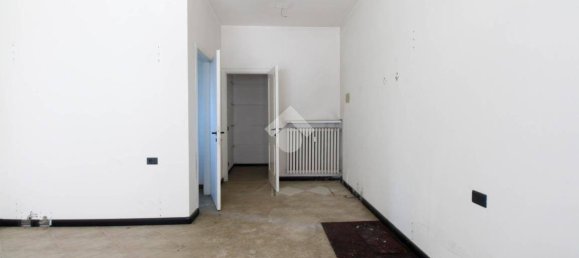 5-Zimmer Gewerbliche Immobilie in Ponte San Pietro, Italy, Nr. 231325 15