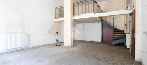 5-Zimmer Gewerbliche Immobilie in Ponte San Pietro, Italy, Nr. 231325 2
