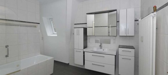 Apartamento de 4 habitaciónes en Baden-Baden, Germany No. 26845 3