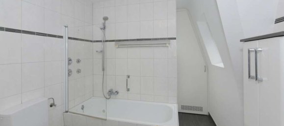 Apartamento de 4 habitaciónes en Baden-Baden, Germany No. 26845 4