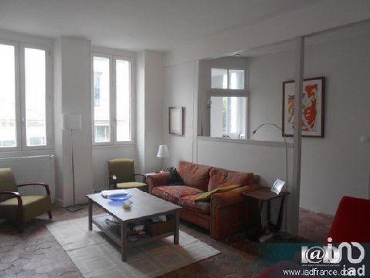 Дом с 3 спальнями в Нёмур, Франция № 27641