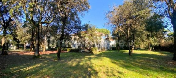 4 Schlafzimmer Villa in Massa, Italy, Nr. 349460 42