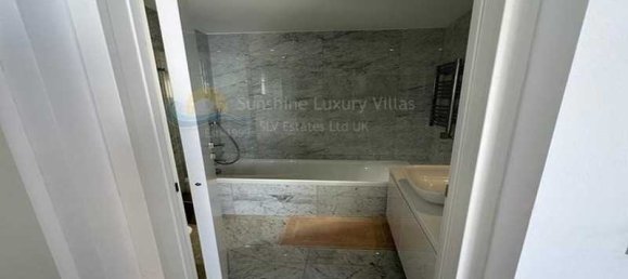 3 bedrooms Villa in Limassol, Cyprus No. 16215 9